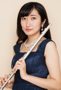 フルート講師：田内綾女